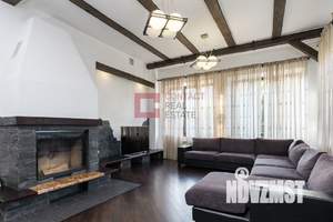 Дом 600м², 2-этажный, участок 25 сот.