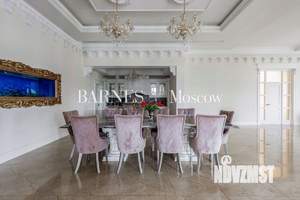 Дом 1667м², 2-этажный, участок 25 сот.