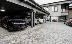 Дом 1123м², 2-этажный, участок 22 сот.