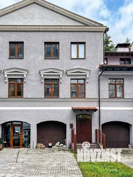 Таунхаус 135м², 3-этажный, участок 1 сот.