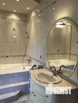 Дом 330м², 2-этажный, участок 30 сот.