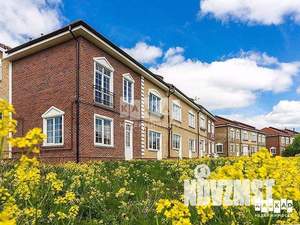 Таунхаус 150м², 3-этажный, участок 2 сот.