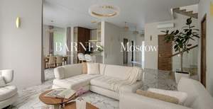 Дом 300м², 2-этажный, участок 10 сот.