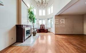 Дом 633м², 2-этажный, участок 15 сот.