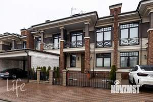 Таунхаус 440м², 2-этажный, участок 4 сот.