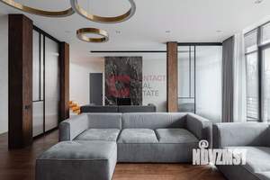 Дом 945м², 3-этажный, участок 7 сот.