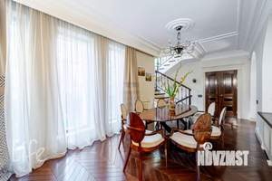 Дом 638м², 2-этажный, участок 46 сот.