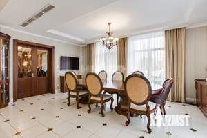 Дом 600м², 2-этажный, участок 20 сот.