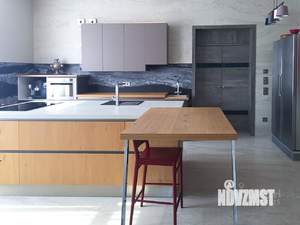 Коттедж 450м², 5-этажный, участок 12 сот.