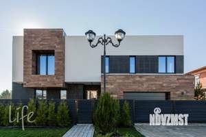 Дом 540м², 2-этажный, участок 25 сот.