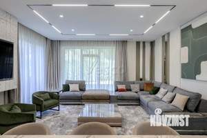 Коттедж 480м², 2-этажный, участок 9 сот.