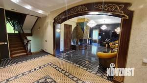 Дом 325м², 3-этажный, участок 11 сот.