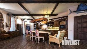 Дом 600м², 2-этажный, участок 15 сот.