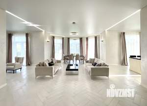 Коттедж 436м², 2-этажный, участок 18 сот.