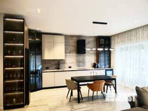 Таунхаус 186м², 2-этажный, участок 3 сот.