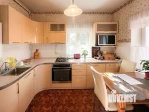 Дом 96м², 2-этажный, участок 3 сот.