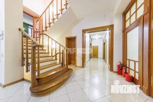 Дом 602м², 2-этажный, участок 40 сот.