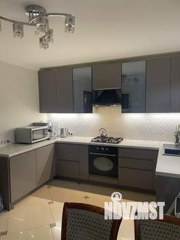 Дом 245м², 2-этажный, участок 8 сот.