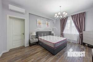 Дом 266м², 2-этажный, участок 12 сот.