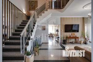 Дом 750м², 4-этажный, участок 21 сот.