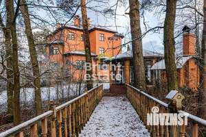 Дом 850м², 3-этажный, участок 95 сот.