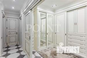 Таунхаус 430м², 3-этажный, участок 5 сот.