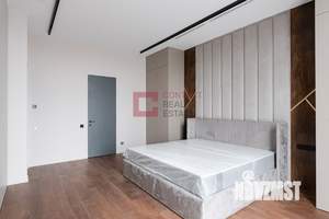 Дом 945м², 3-этажный, участок 7 сот.