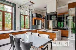 Коттедж 1440м², 2-этажный, участок 22 сот.