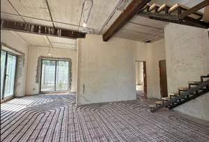 Дом 176м², 2-этажный, участок 6 сот.