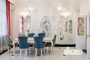 Коттедж 620м², 3-этажный, участок 15 сот.