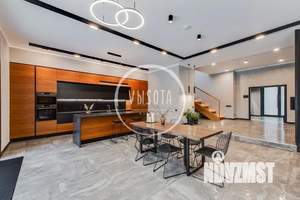 Коттедж 540м², 2-этажный, участок 24 сот.