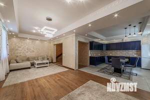 Дом 340м², 4-этажный, участок 6 сот.