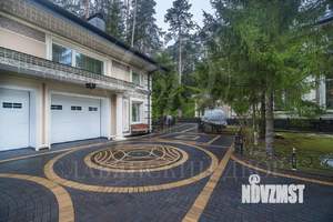 Дом 1500м², 3-этажный, участок 60 сот.