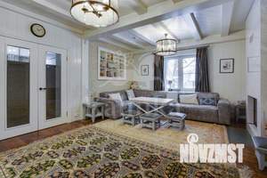 Дом 500м², 4-этажный, участок 25 сот.