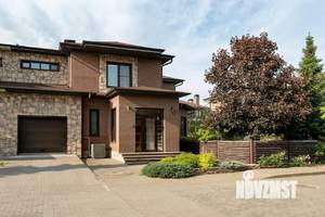 Дом 259м², 2-этажный, участок 6 сот.