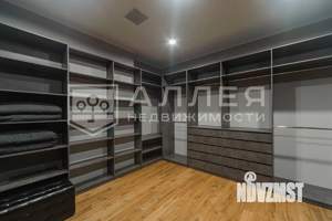 Дом 540м², 2-этажный, участок 25 сот.