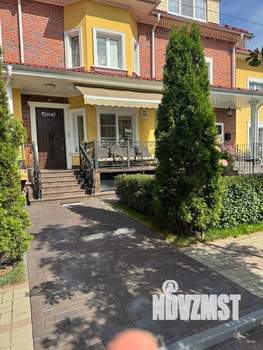 Дом 260м², 3-этажный, участок 3 сот.