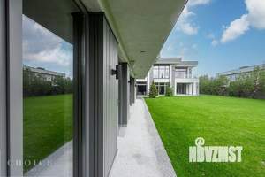 Дом 1234м², 2-этажный, участок 24 сот.