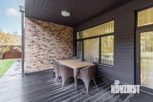 Дом 328м², 1-этажный, участок 16 сот.