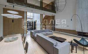 Дом 586м², 2-этажный, участок 21 сот.