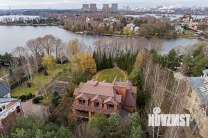 Коттедж 480м², 3-этажный, участок 30 сот.