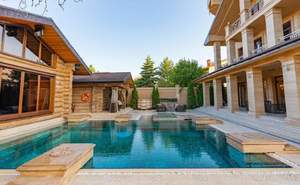 Дом 1737м², 4-этажный, участок 15 сот.