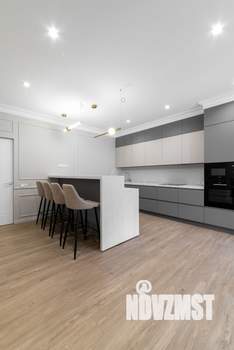 Таунхаус 210м², 2-этажный, участок 3 сот.