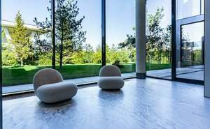 Дом 1040м², 2-этажный, участок 21 сот.