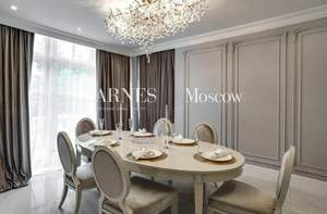 Дом 360м², 2-этажный, участок 14 сот.