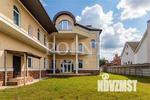 Коттедж 1018м², 3-этажный, участок 12 сот.