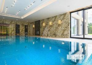 Дом 1072м², 2-этажный, участок 27 сот.