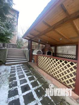 Дом 470м², 3-этажный, участок 23 сот.