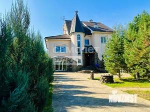 Дом 577м², 4-этажный, участок 13 сот.