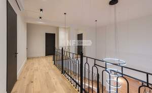 Дом 650м², 2-этажный, участок 18 сот.